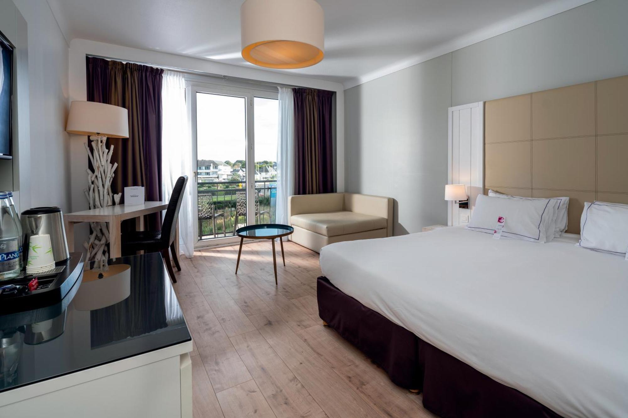 Hotel Kastel - Relais Thalasso & Spa Бенодет Экстерьер фото